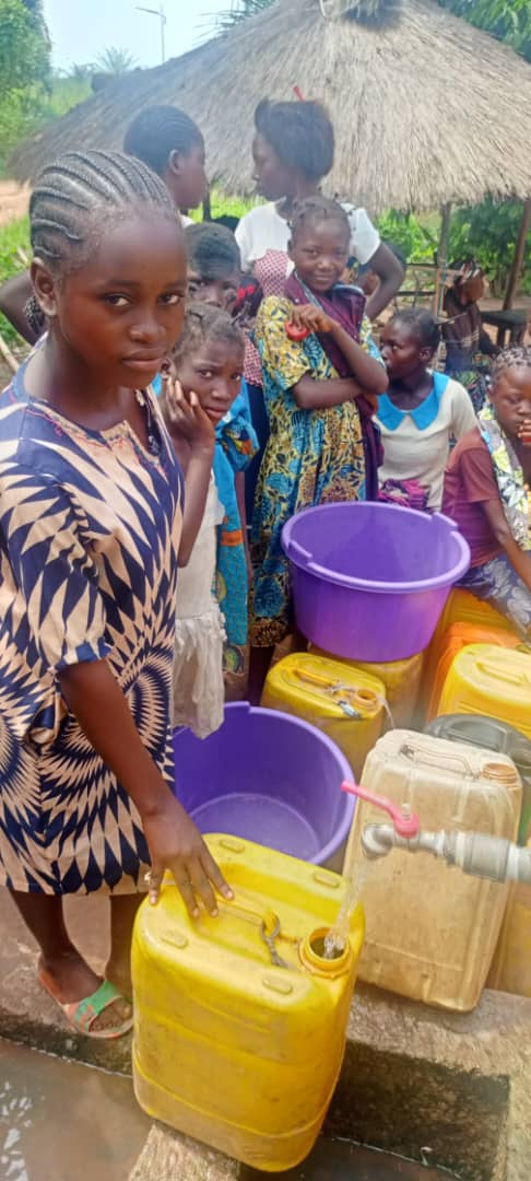 Réalisation d’un ouvrage de distribution d’eau potable à Lac Lomba  Territoire de Tshilenge